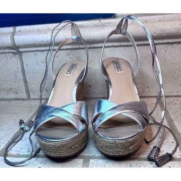 Badgley Mishka Silver Leather Cork Wedge Ankle Tie Diamond Tassel Sandals Sz 8.5 - Picture 1 of 15